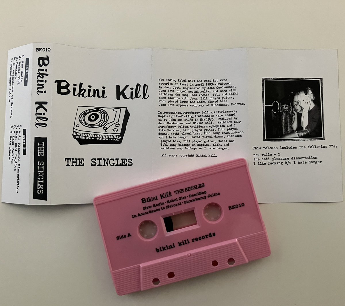 bikini kill - the -singles - tape cassette